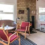 Ferienhaus 2 Bedroom Gorgeous In Aakirkeby Vester Somarken
