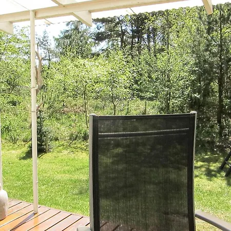 2 Bedroom Gorgeous In Aakirkeby Prázdninový dům Vester Somarken
